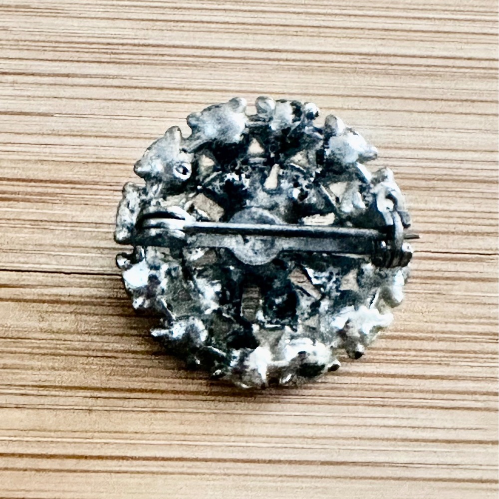 Vintage Silver Tone Rhinestone Sunburst Round Brooch Pin Clear Crystal Floral - Picture 6 of 7